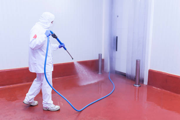 Best Factory Floor Cleaning  in Manitowoc, WI